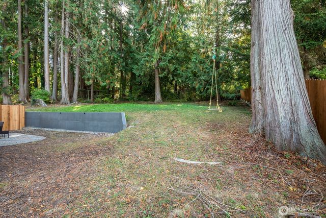2730 Iroquois Drive, Mount Vernon, WA 98273