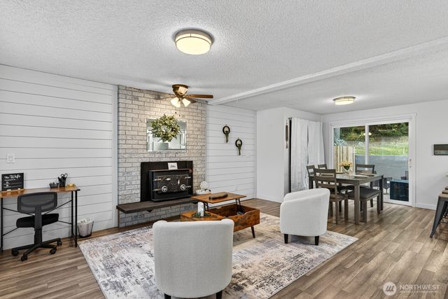2730 Iroquois Drive, Mount Vernon, WA 98273