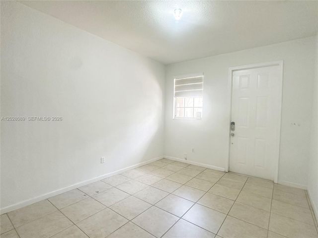 662 NE 21st Ter, Homestead, FL 33033