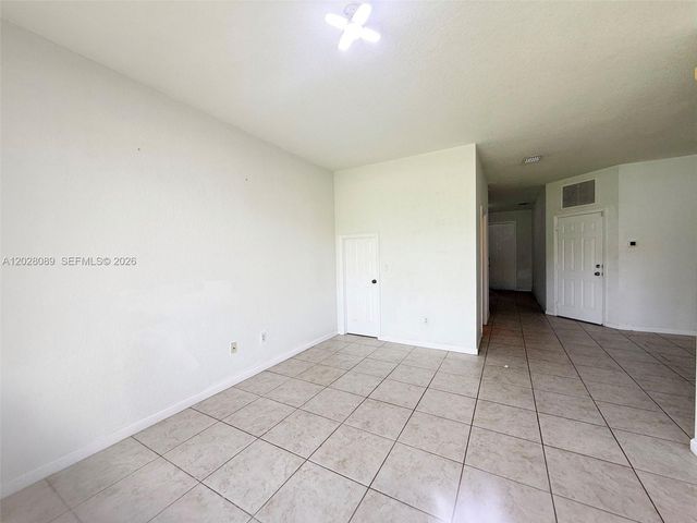 662 NE 21st Ter, Homestead, FL 33033