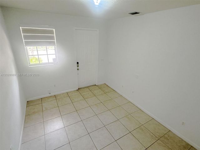 662 NE 21st Ter, Homestead, FL 33033
