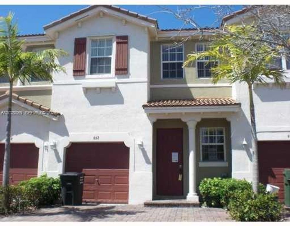 662 NE 21st Ter, Homestead, FL 33033