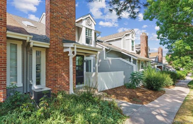 2880 W Long Circle B, Littleton, CO 80120