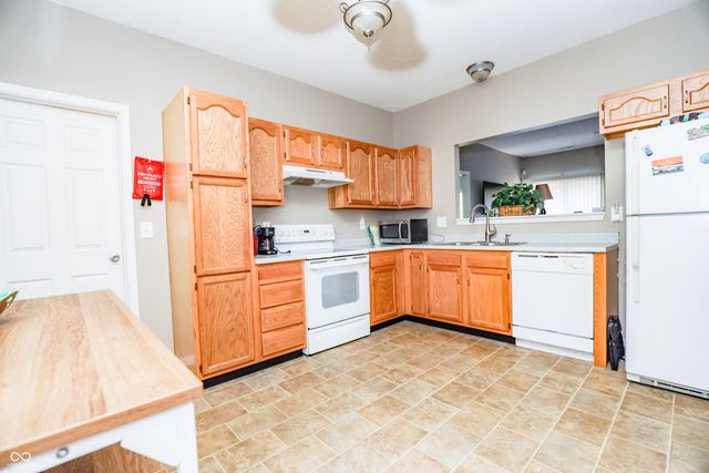 12289 Wolf Run Road, Noblesville, IN 46060