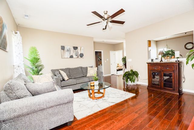 12289 Wolf Run Road, Noblesville, IN 46060