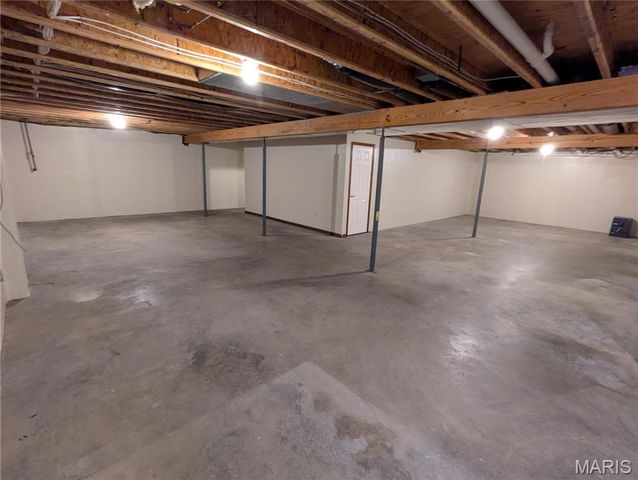 2290 Wellington Drive, Shiloh, IL 62221