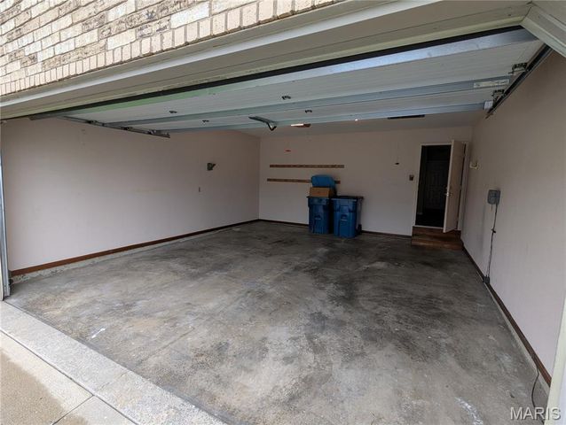 2290 Wellington Drive, Shiloh, IL 62221