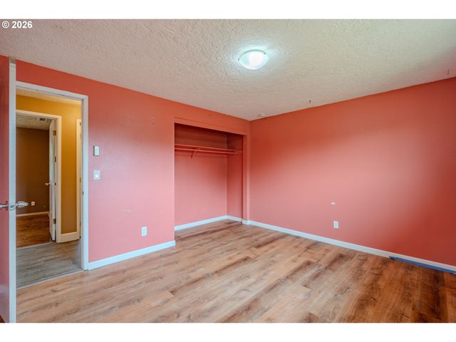 1803 Nw 100TH St, Vancouver, WA 98685