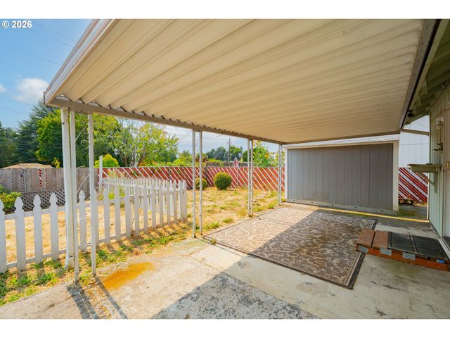 1803 Nw 100TH St, Vancouver, WA 98685