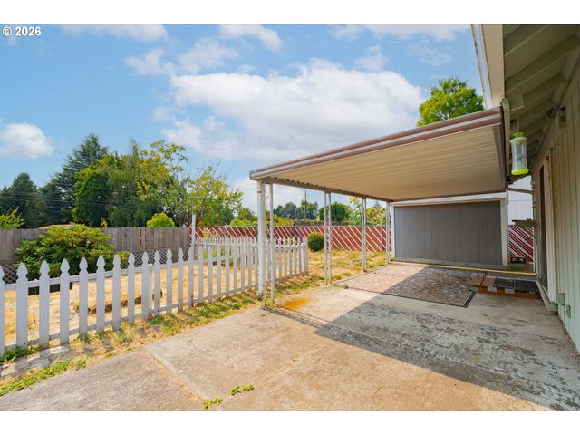 1803 Nw 100TH St, Vancouver, WA 98685