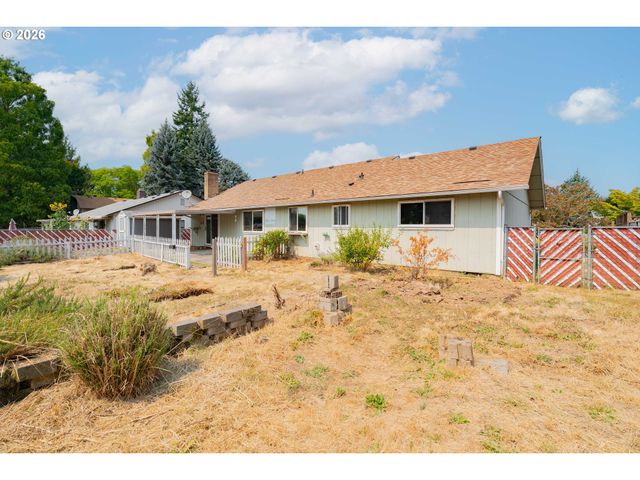 1803 Nw 100TH St, Vancouver, WA 98685