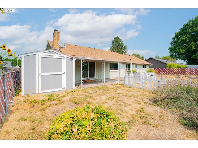 1803 Nw 100TH St, Vancouver, WA 98685