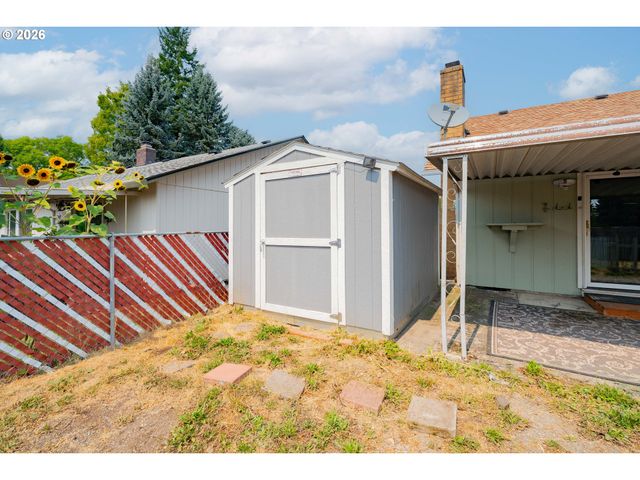 1803 Nw 100TH St, Vancouver, WA 98685