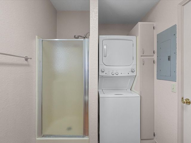 125 Driftwood Court, Surfside Beach, TX 77541