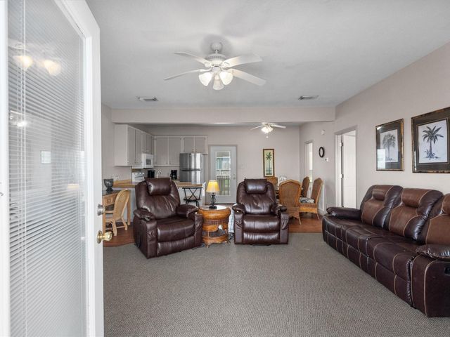 125 Driftwood Court, Surfside Beach, TX 77541