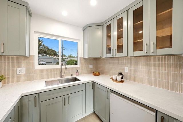 169 Cregar Street, Oceanside, CA 92054