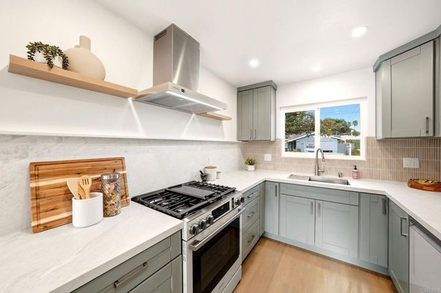 169 Cregar Street, Oceanside, CA 92054