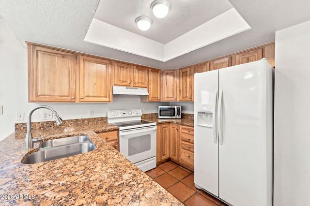 324 E Ambassador Drive, Tempe, AZ 85288