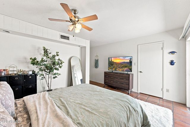 324 E Ambassador Drive, Tempe, AZ 85288