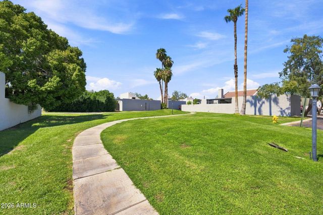 324 E Ambassador Drive, Tempe, AZ 85288