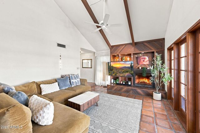324 E Ambassador Drive, Tempe, AZ 85288