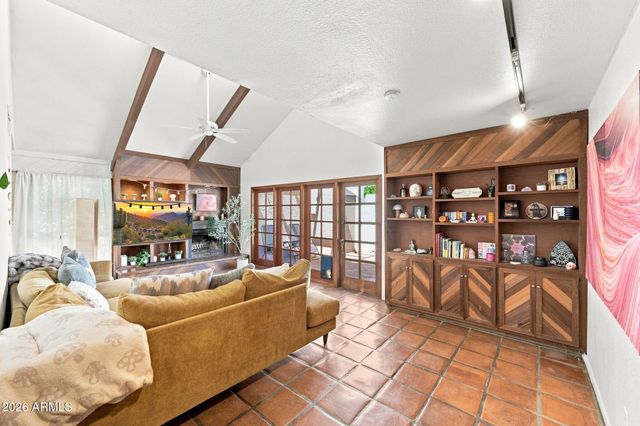 324 E Ambassador Drive, Tempe, AZ 85288