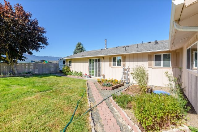 70 Ridge Place, Sequim, WA 98362