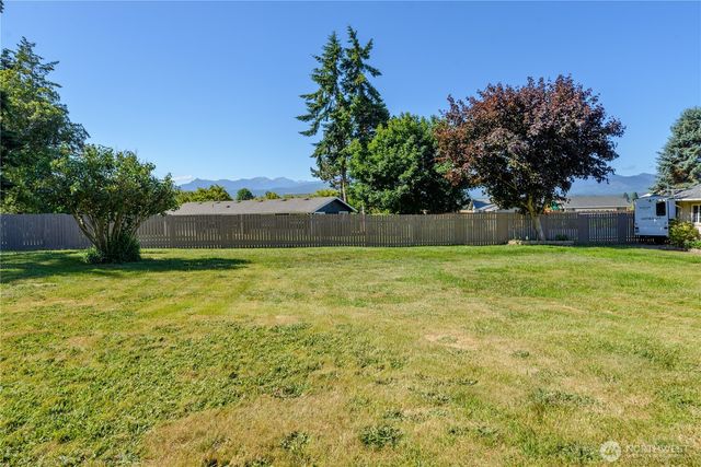 70 Ridge Place, Sequim, WA 98362
