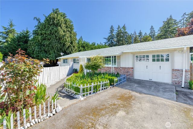 70 Ridge Place, Sequim, WA 98362