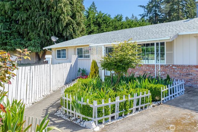 70 Ridge Place, Sequim, WA 98362