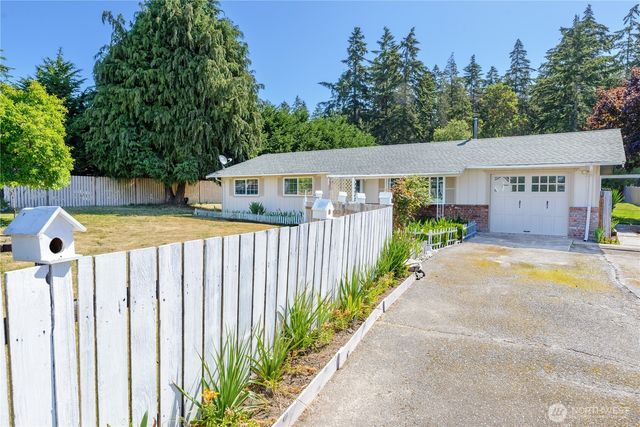 70 Ridge Place, Sequim, WA 98362