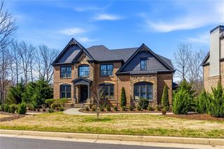 8010 Wakehurst Place, Cumming, GA 30040