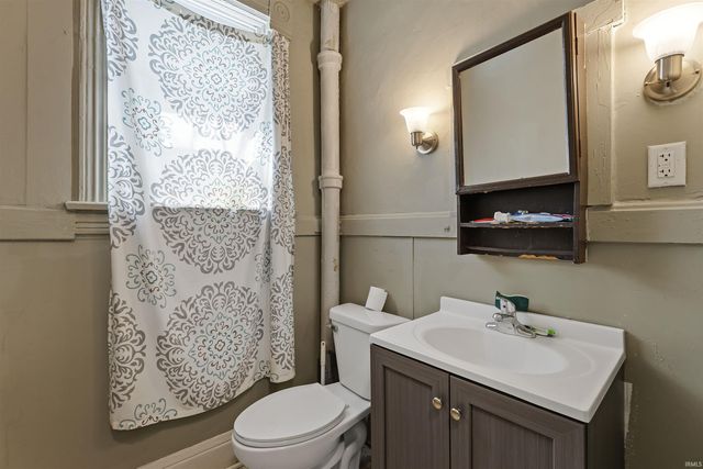 207 W Garfield Avenue, Elkhart, IN 46516