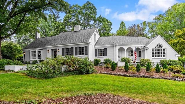 3400 Starmount Drive, Greensboro, NC 27403