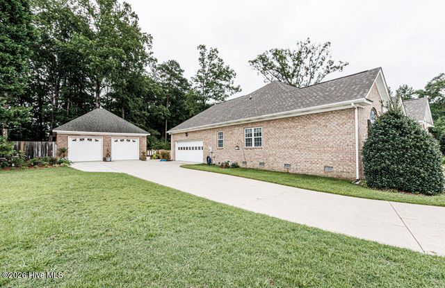 3188 Scarborough Lane, Rocky Mount, NC 27804