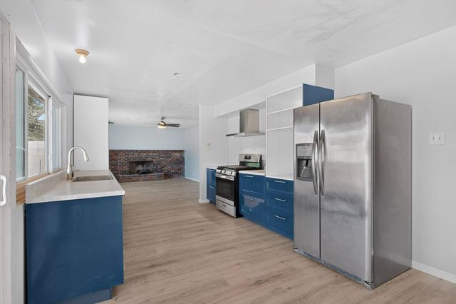 3701 Naples Street NE, Albuquerque, NM 87111