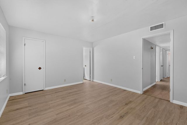 3701 Naples Street NE, Albuquerque, NM 87111