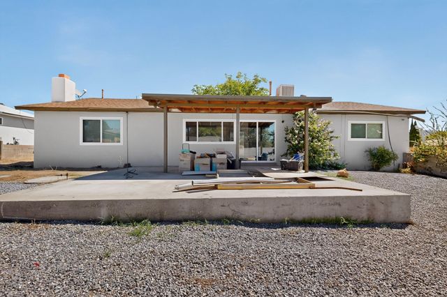 3701 Naples Street NE, Albuquerque, NM 87111