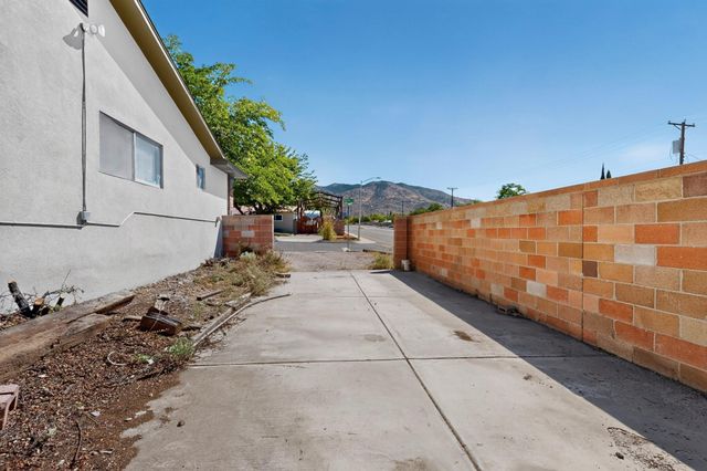 3701 Naples Street NE, Albuquerque, NM 87111