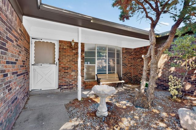 3701 Naples Street NE, Albuquerque, NM 87111