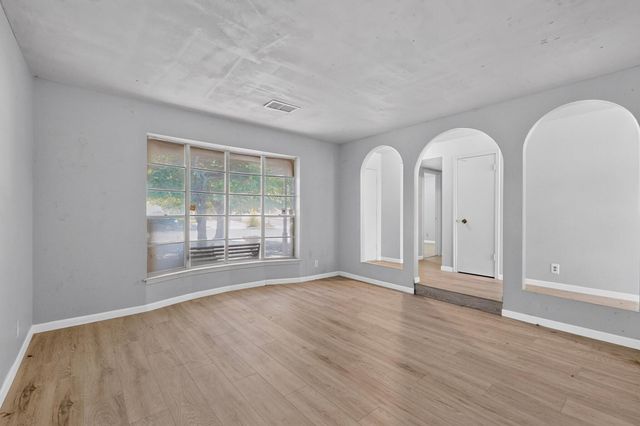 3701 Naples Street NE, Albuquerque, NM 87111