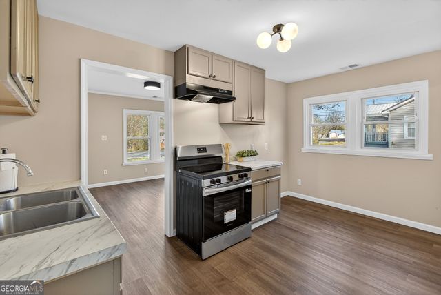 562 Highland Avenue, Summerville, GA 30747