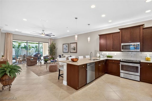 13431 SILKTAIL DR, Naples, FL 34109