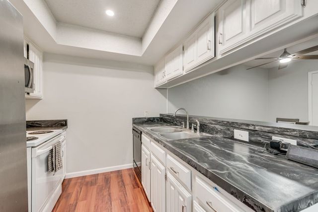 2643 Via Ventura Circle, Carrollton, TX 75006