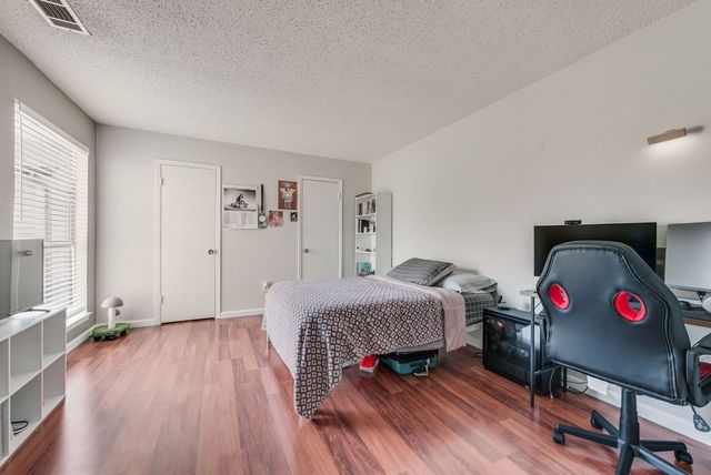 2643 Via Ventura Circle, Carrollton, TX 75006