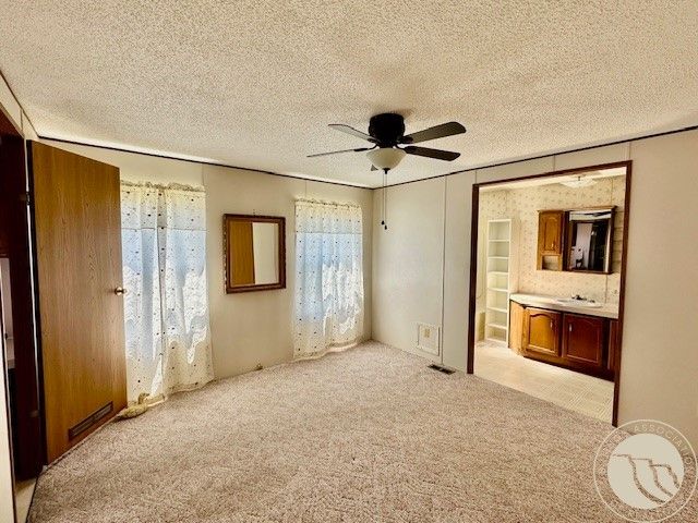 3815 S Tanager LANE 102, Billings, MT 59102