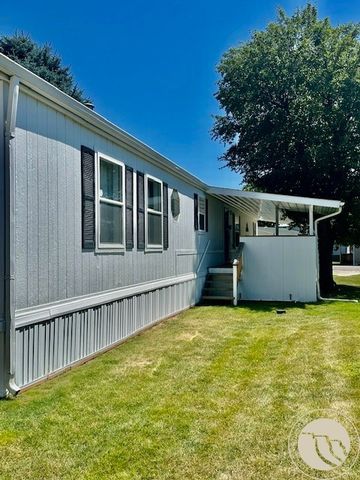 3815 S Tanager LANE 102, Billings, MT 59102