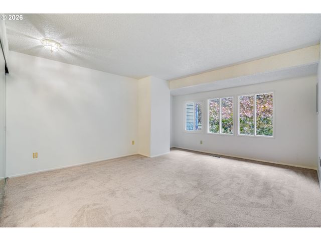 8712 Sw Brightfield Cir, Portland, OR 97223
