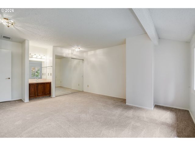 8712 Sw Brightfield Cir, Portland, OR 97223