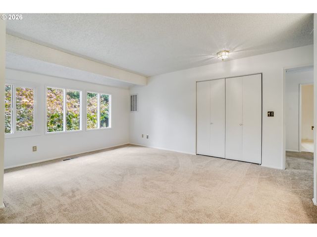 8712 Sw Brightfield Cir, Portland, OR 97223
